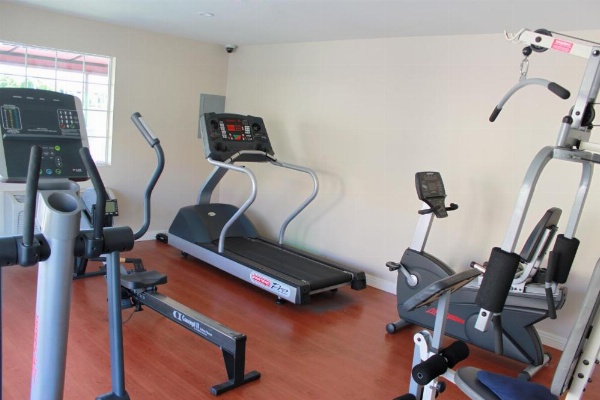 Crystal Inn Suites & Spas image 11
