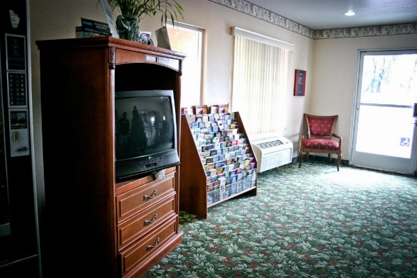 Crystal Inn Suites & Spas image 24