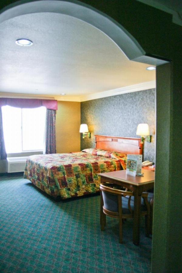 Crystal Inn Suites & Spas image 26