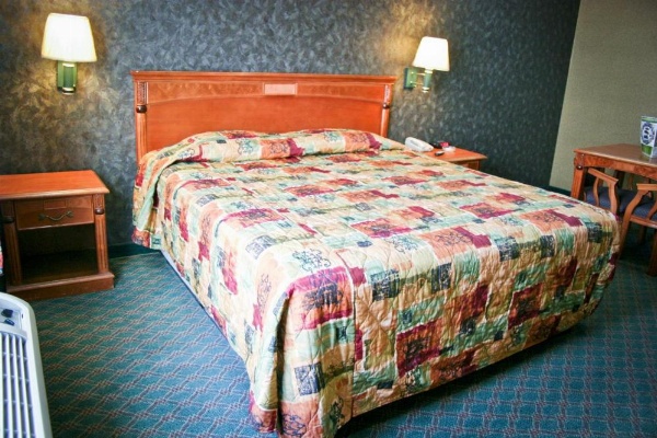 Crystal Inn Suites & Spas image 27
