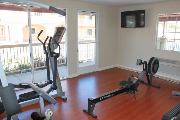 Crystal Inn Suites & Spas image 6